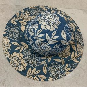 Boden Reversible Hat. Blue Green Floral